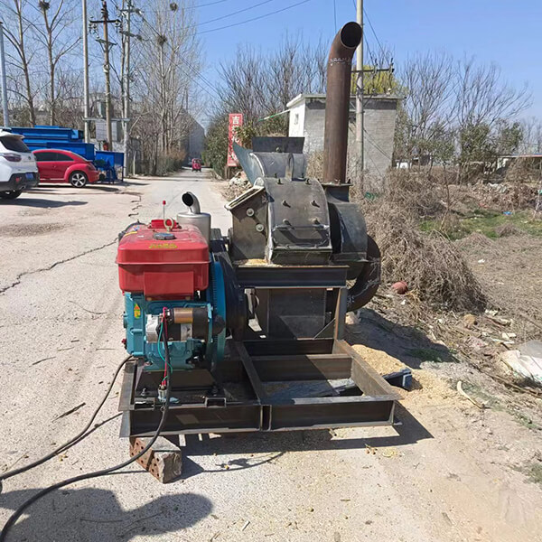 Pellet Machinery, Crusher, Mixer, Cooler, Packing MachineDiesel Engine Wood Crusher