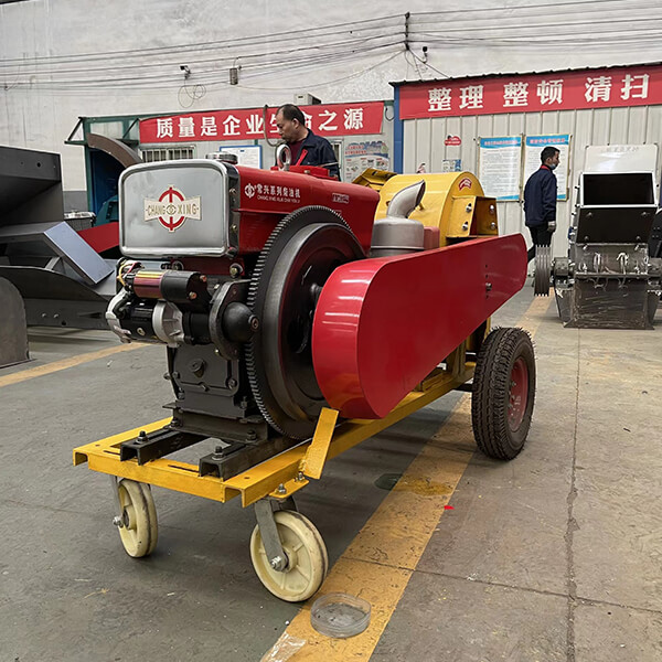 Pellet Machinery, Crusher, Mixer, Cooler, Packing MachineDiesel Engine Wood Crusher