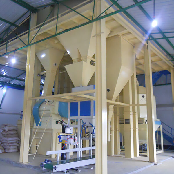 Pellet Machinery, Crusher, Mixer, Cooler, Packing MachineRing Die Feed Production Line